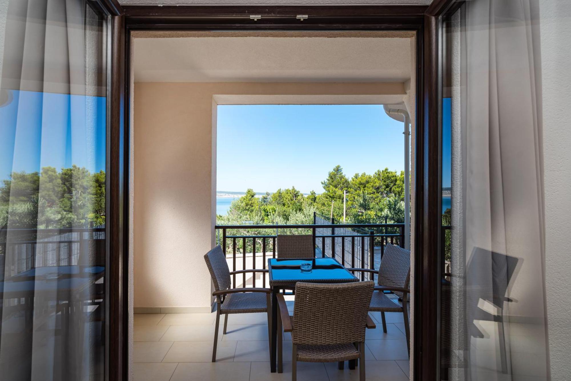 Hotel Vicko Starigrad Paklenica Exterior foto