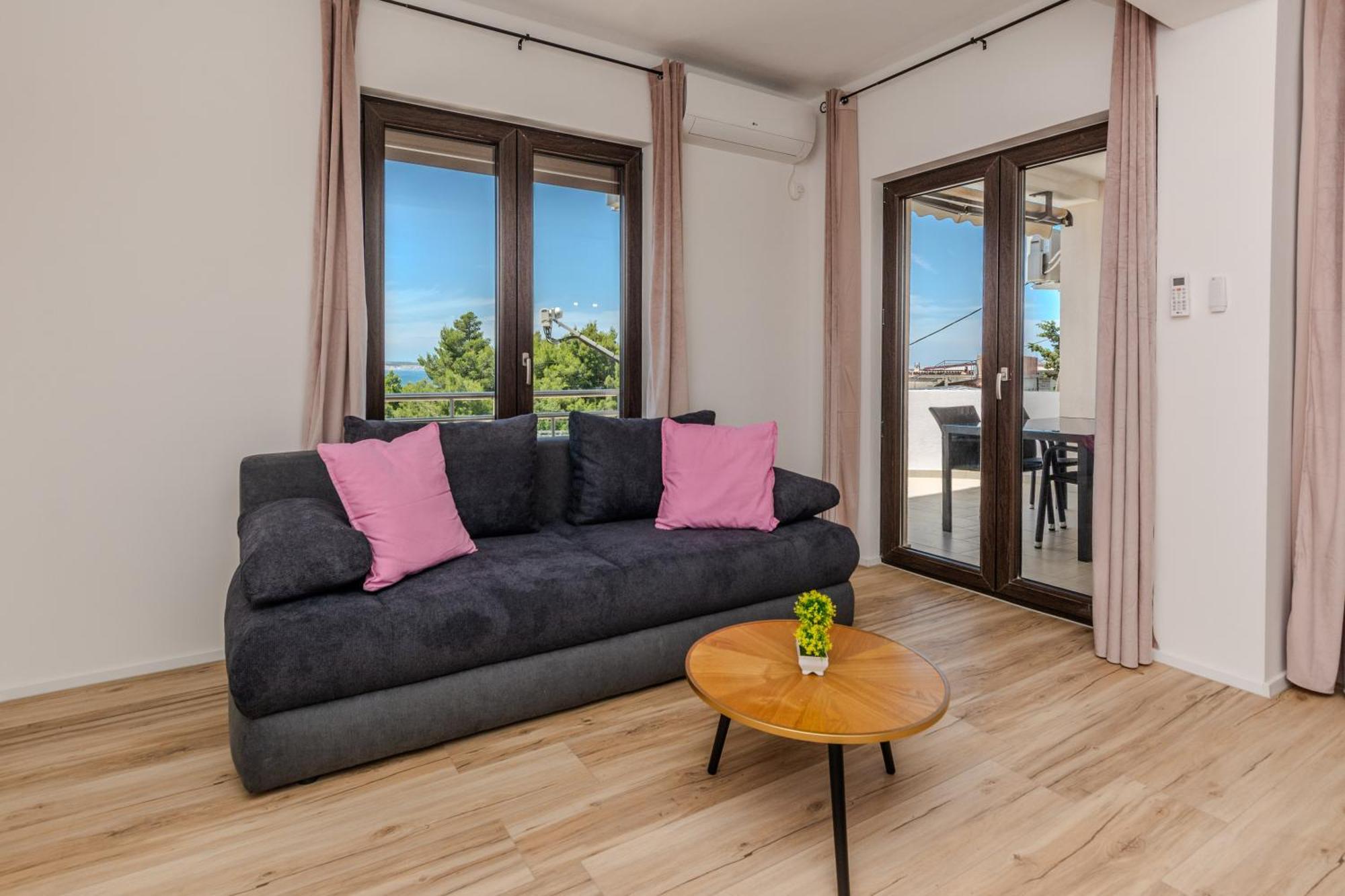 Hotel Vicko Starigrad Paklenica Exterior foto